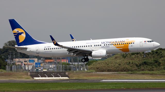 JU-1015:Boeing 737-800:MIAT Mongolian Airlines